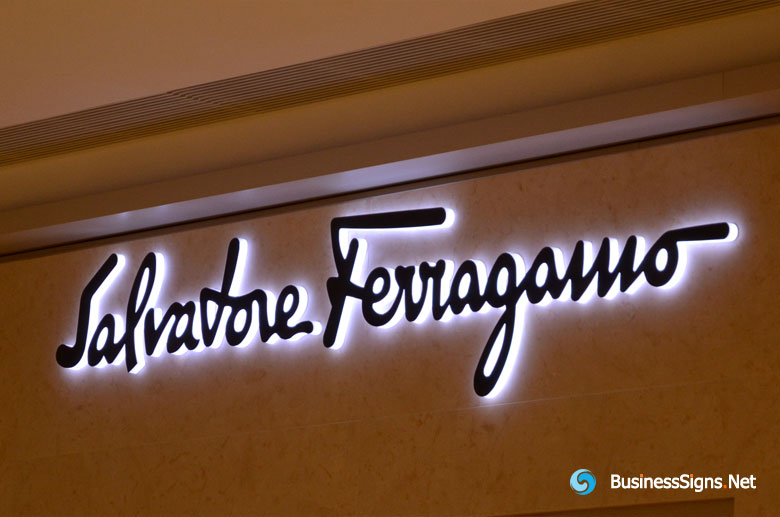 3d-led-side-lit-signs-with-black-acrylic-front-panel-for-salvatore-ferragamo-2