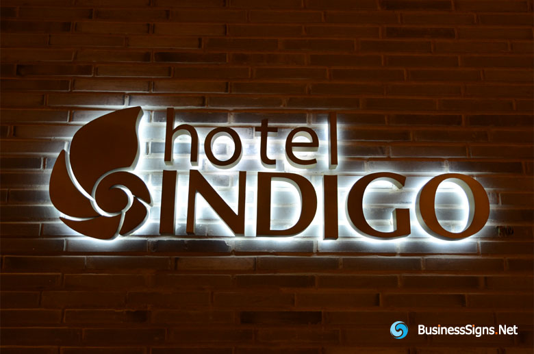 3D LED Backlit Signs With Mirror Polished Bronze Letter Shell For Hotel Indigo