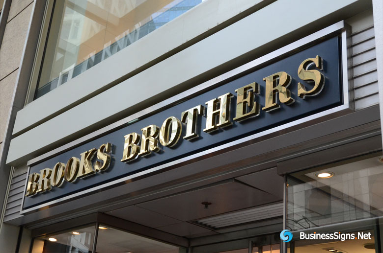3D LED Backlit Signs With Mirror Polished Gold Plated Letter Shell & 20mm Thickness Acrylic Back Panel For Brooks Brothers