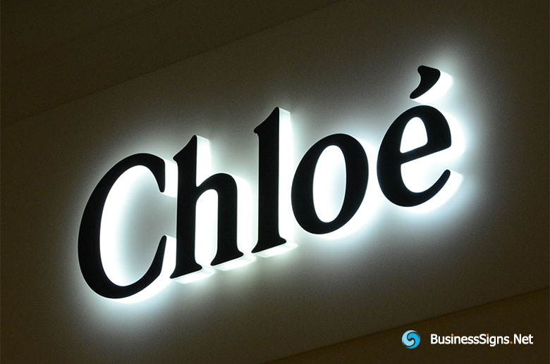 3D LED Side-lit Signs With Black Acrylic Front-panel For Chloé