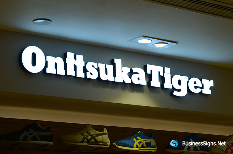 3D LED Front-lit Signs With Painted Stainless Steel Letter Shell For Onitsuka Tiger