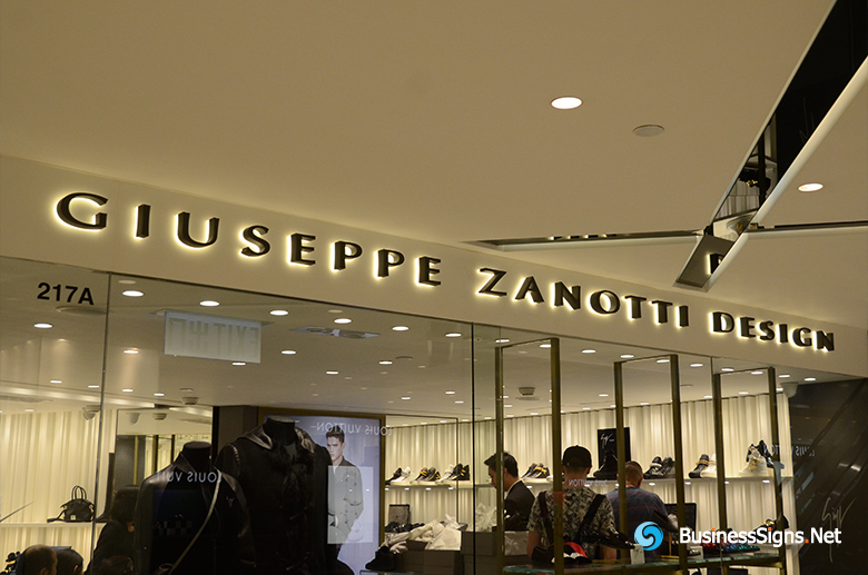 3D LED Back-lit Signs With Mirror Polished Titanium Plated Letter Shell For Giuseppe Zanotti